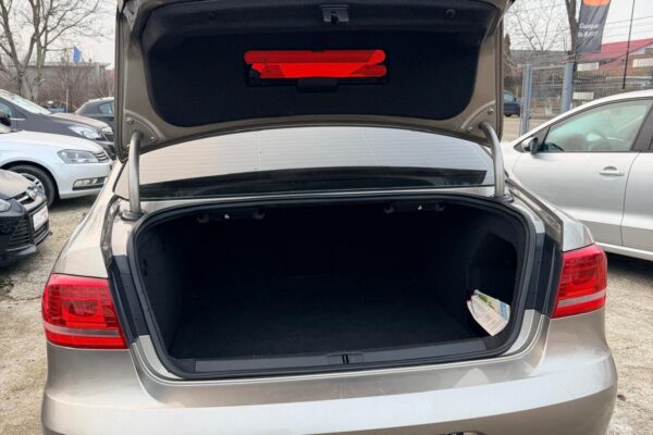 WhatsApp Image 2025-12-18 at 09.45.59 (14)