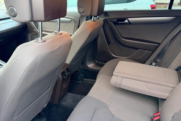 WhatsApp Image 2025-12-18 at 09.45.59 (8)