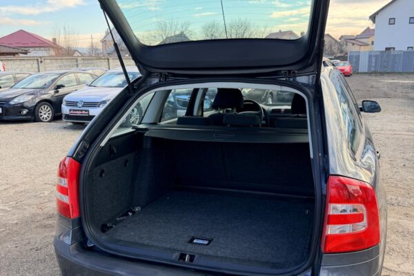 WhatsApp Image 2025-12-20 at 12.40.30 (11)