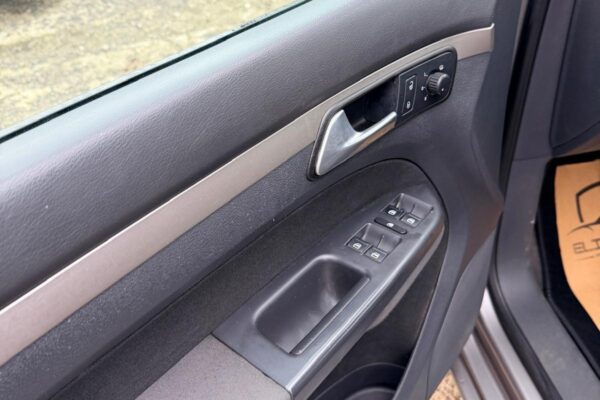 WhatsApp Image 2025-12-23 at 10.11.30 (7)