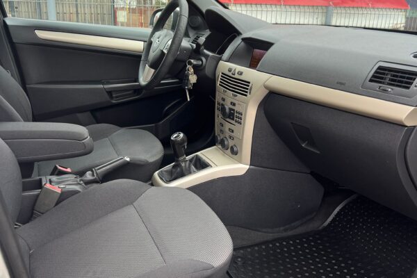 WhatsApp Image 2026-02-13 at 12.24.31 (3)