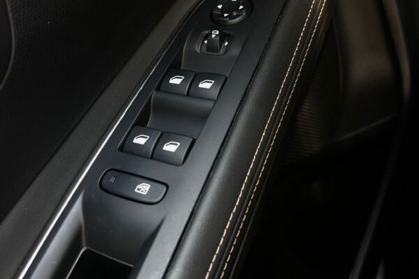 WhatsApp Image 2026-04-14 at 17.39.29 (2)